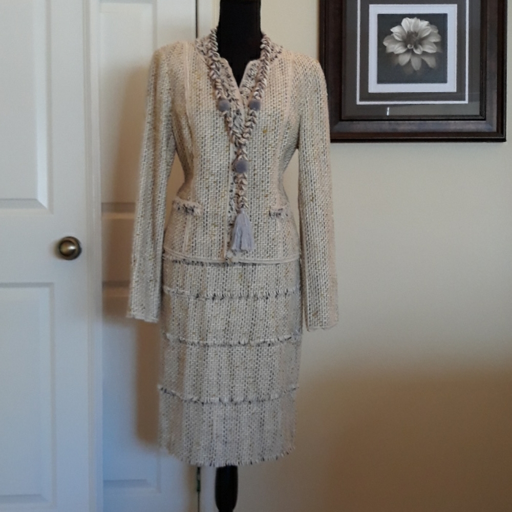 "WORTH" TWEED SUIT